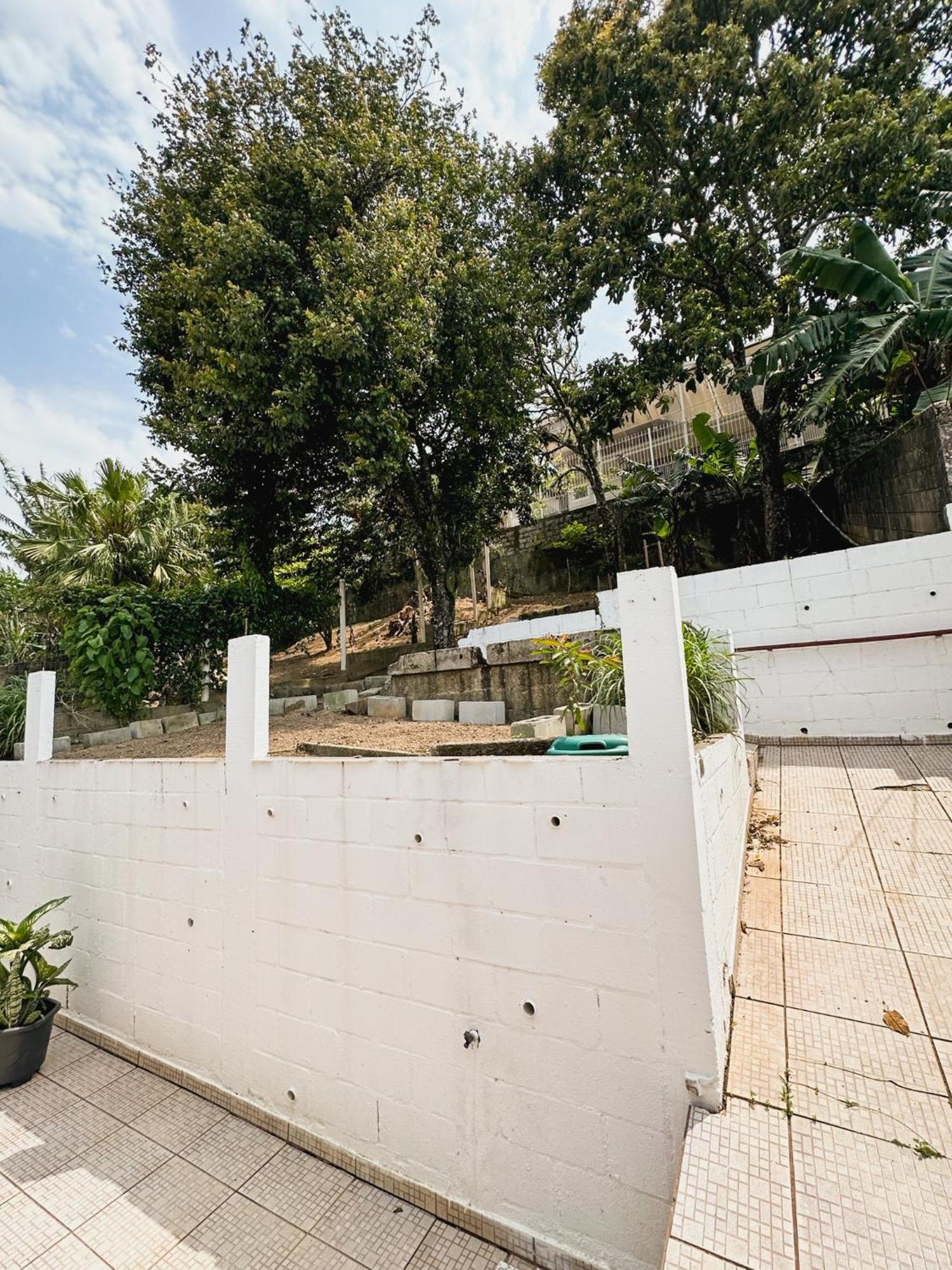 Apartamento Morada - Ar Cond - Varanda - 2 Quartos *